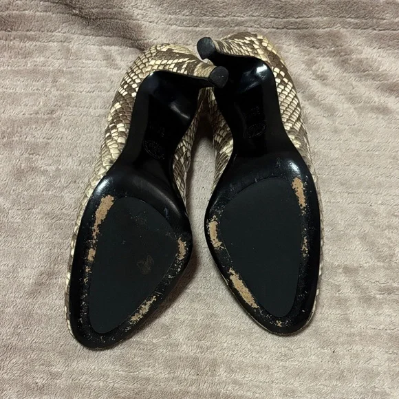 Bally Women's Beige and Brown Snakeskin Heels - Picture 5 of 6